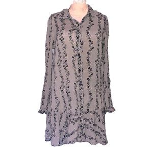 Lost in the 🔥 Free People Long Sleeve Mini Dress